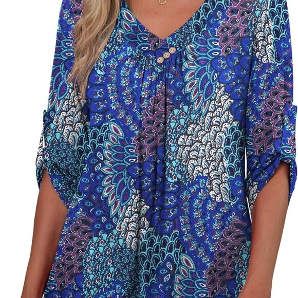 Elegant Women's Plus Size Floral Blouse - 2X V-Neck Tunic with 3/4 Sleeves - Picture 3 of 4